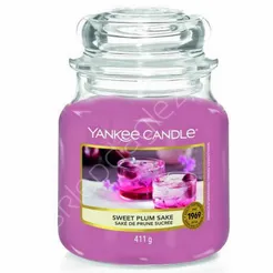 Świeca Yankee Candle Słoik średni Sweet Plum Sake