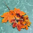 Gałązka jesienna z dynią halloween